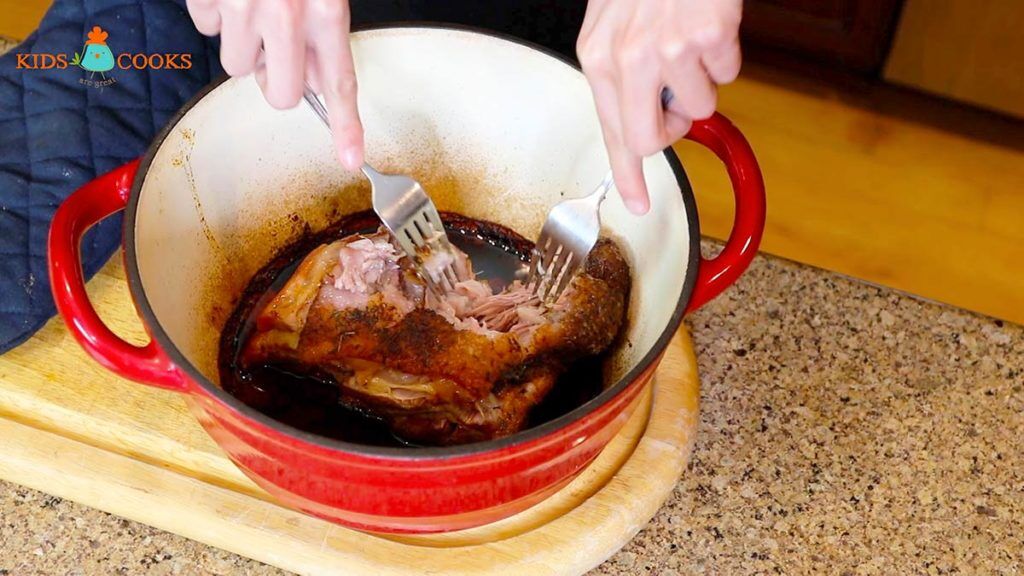 What Is a Dutch Oven—and How Do You Use It?